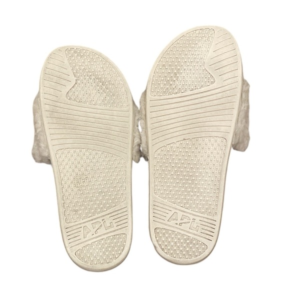 APL shearling slip on slide sandals size 10 - Picture 6 of 7